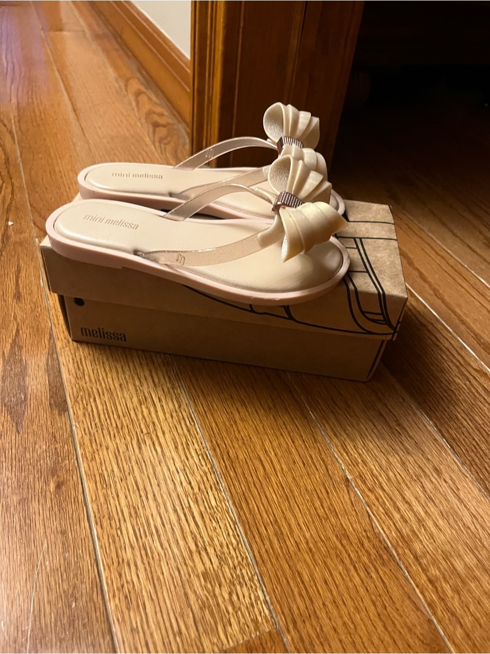 Mini Melissa Nude Bow Jelly Flip Flops